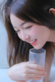 穿越后我吃到了哥儿的软饭炉山灰